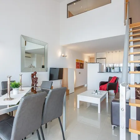 Apartment Apart-rent Penthouse Port Grec 0160 *