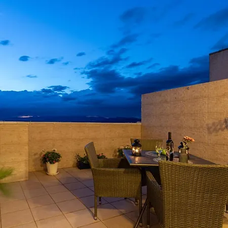 Apart-rent Penthouse Port Grec 0160 *