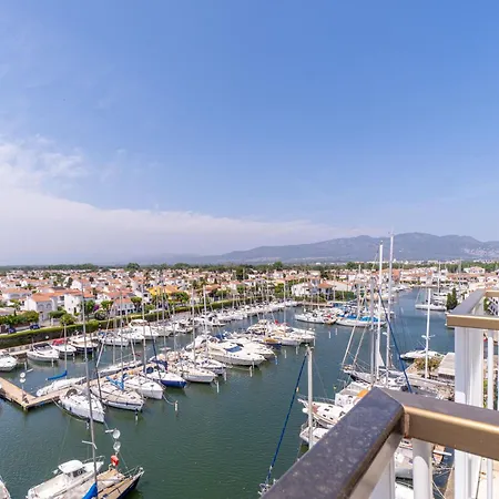 Apart-rent Penthouse Port Grec 0160 Apartment Empuriabrava