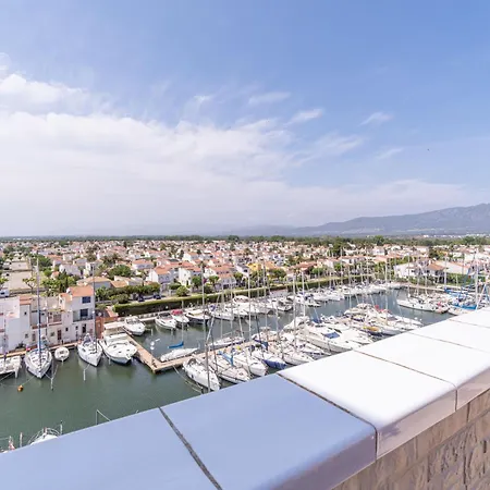 Apart-rent Penthouse Port Grec 0160 * Empuriabrava